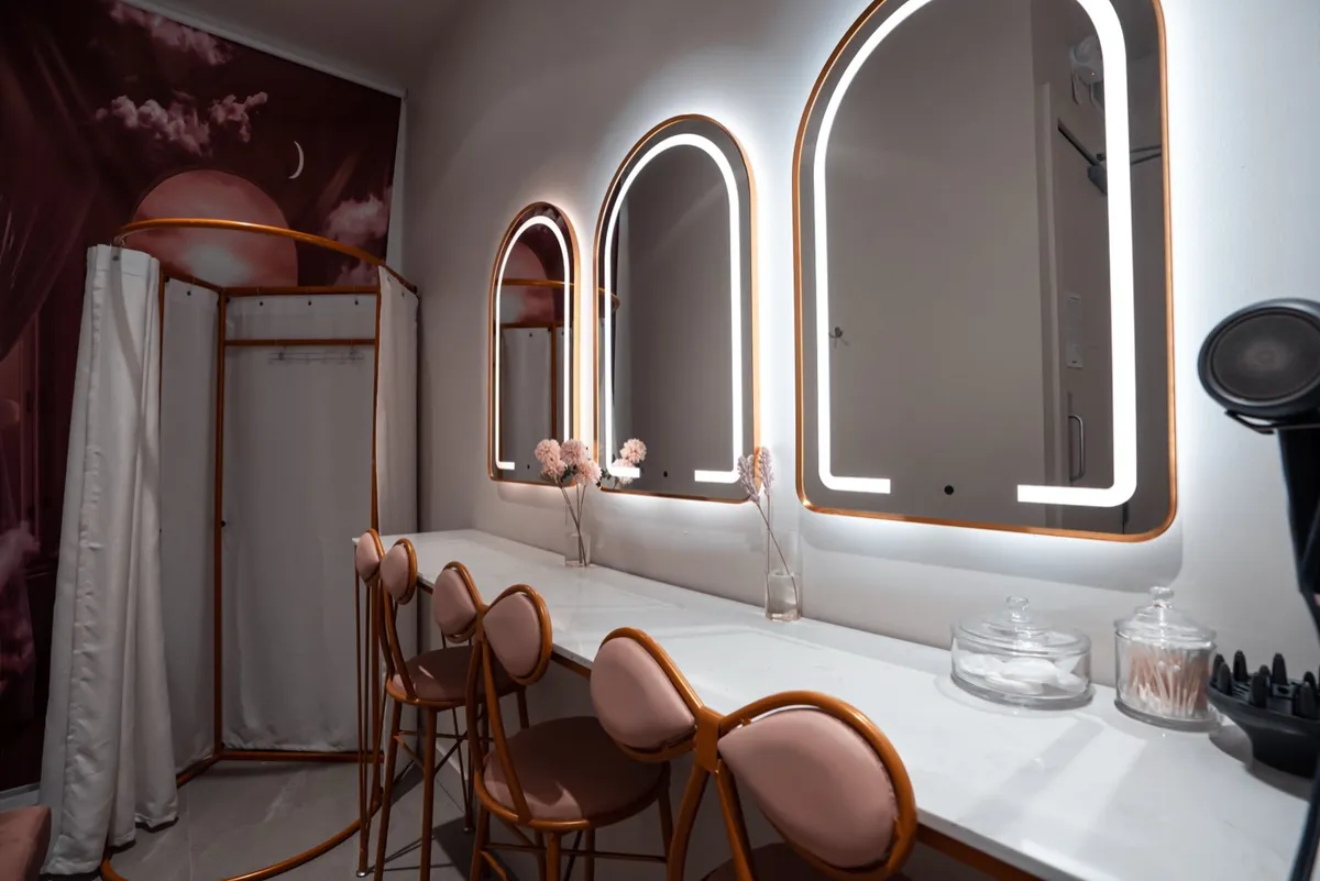 Fittopia Fitness Center change room